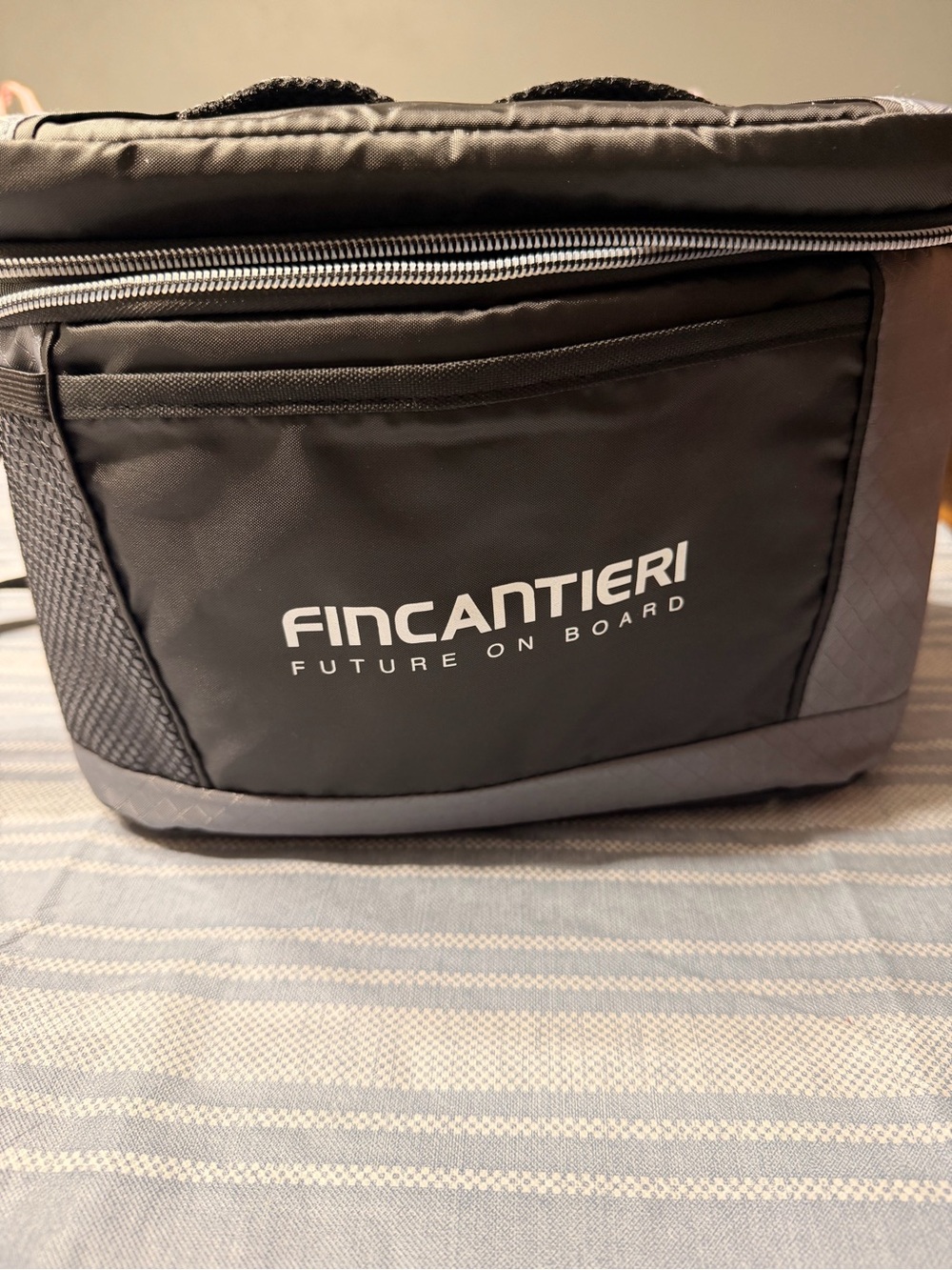 Men's Gray Toiletry Travel Bag